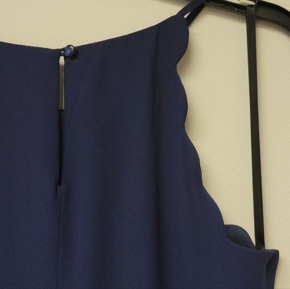 IN San Francisco Scalloped Shift halter Dress Navy Blue L - Picture 7 of 11